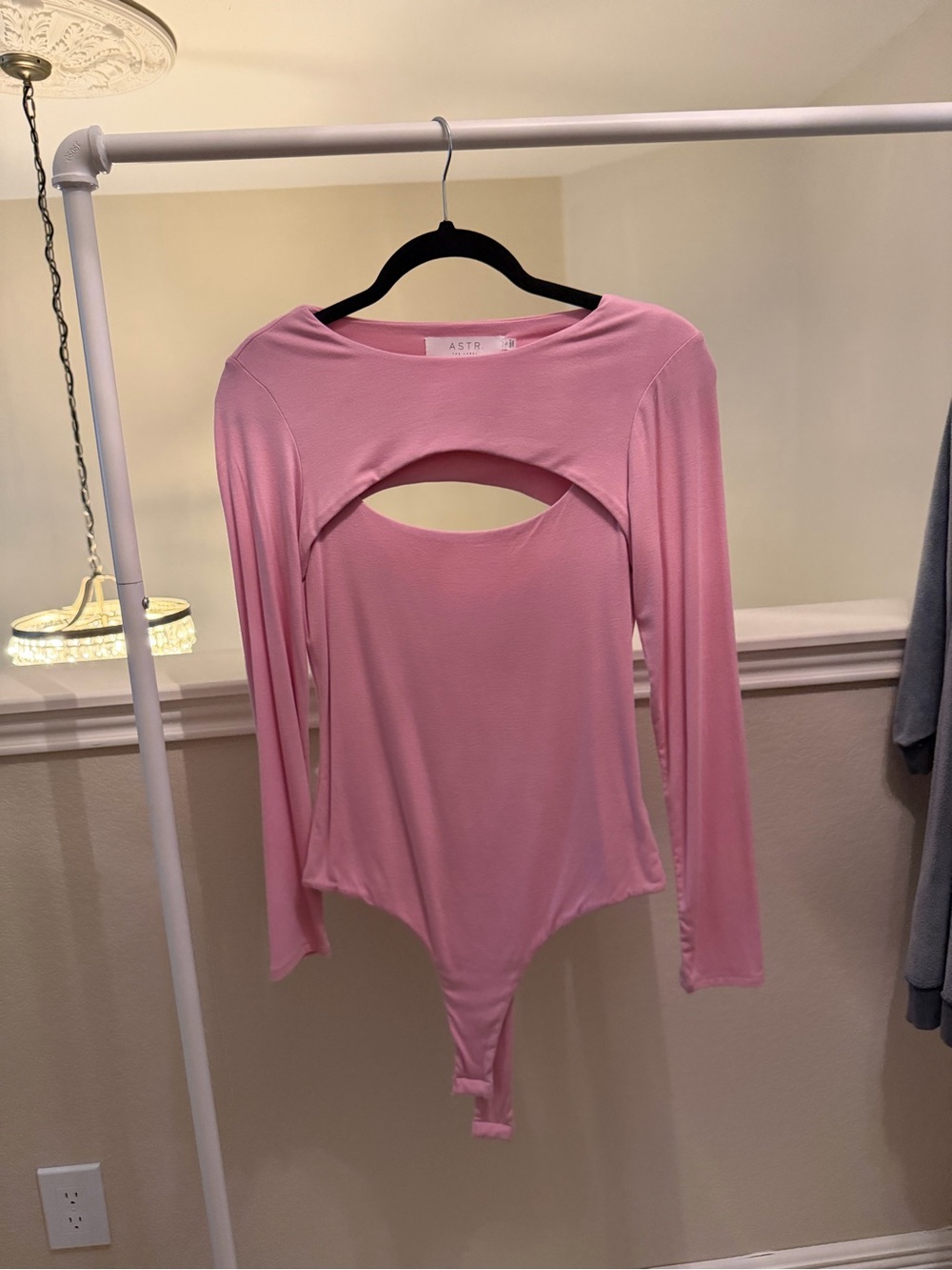 ASTR the Label Center Cutout Bodysuit - Pink
